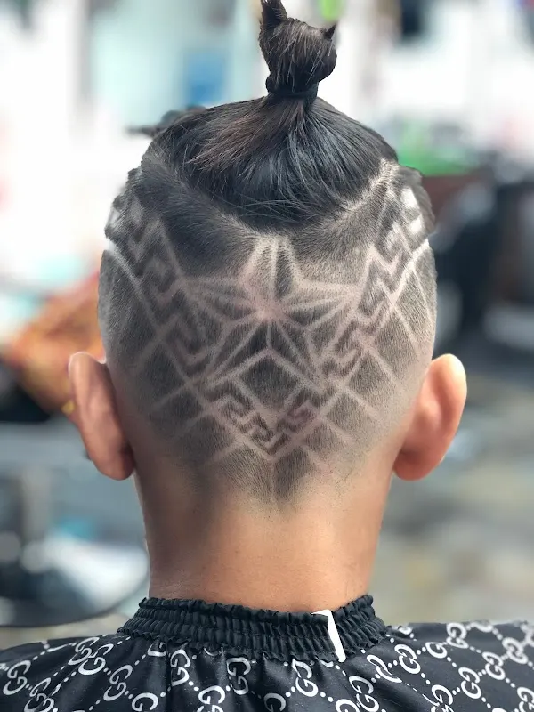 Fresh Barbershop — Barber shop in Spring Hill